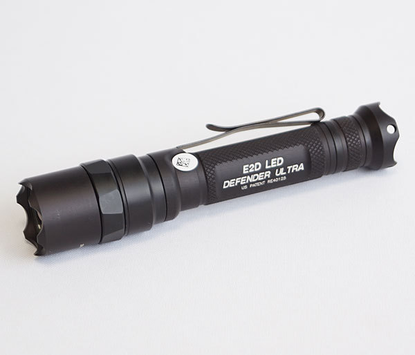 SUREFIRE(シュアファイア)E2D LEDディフェンダーウルトラ